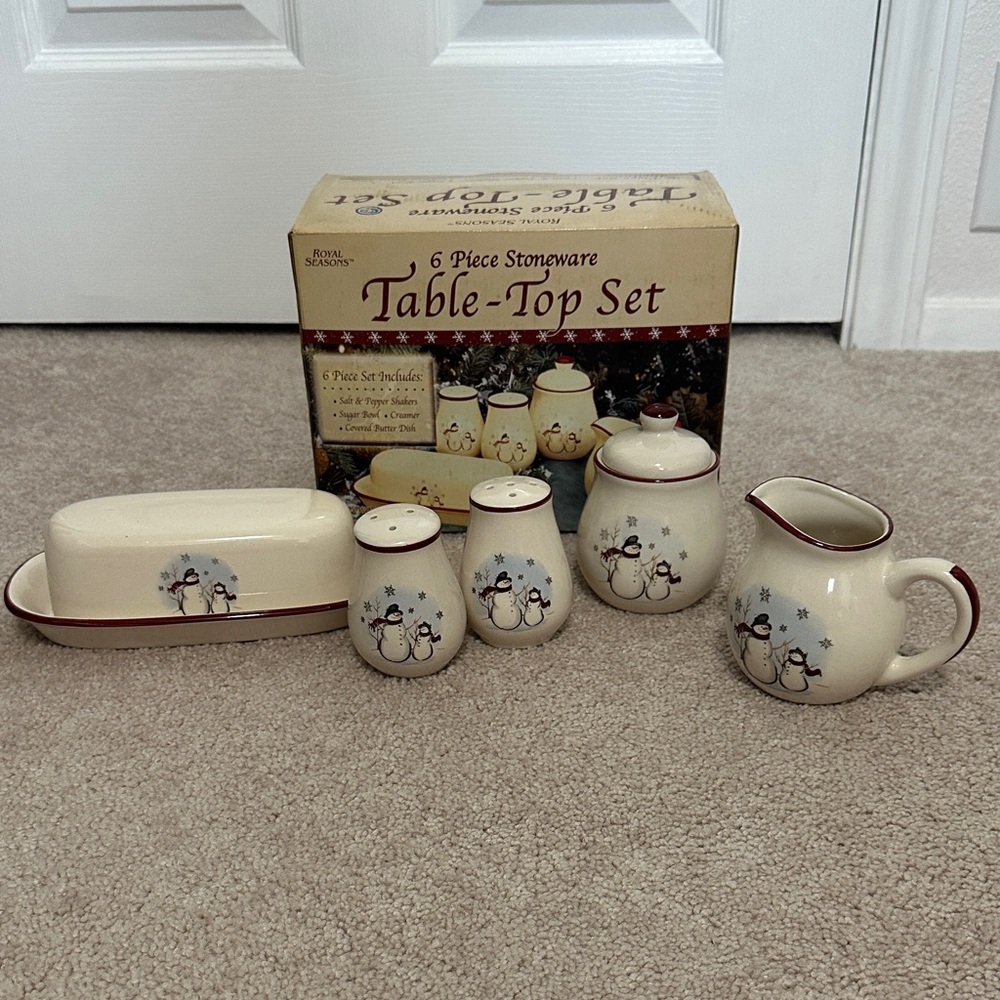 Snowman Holiday Table-Top Set - Cream and Red